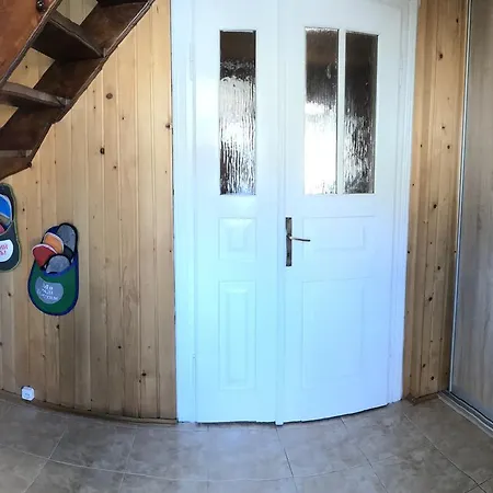 בית הארחה Perlyna ורחובינה