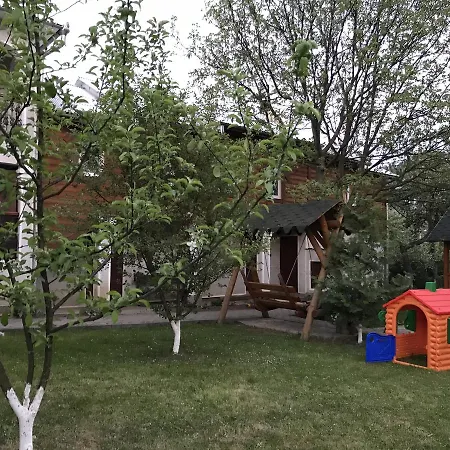 Perlyna בית הארחה *